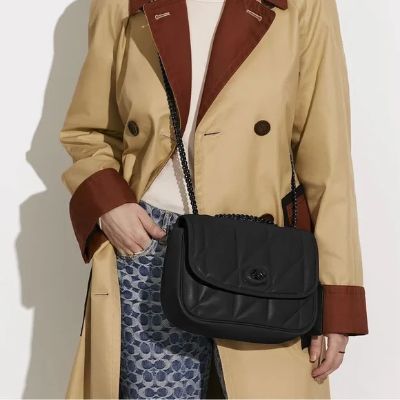 S⭕️LD‼️New Coach Pillow Madison Shoulder Bag With Quilting in Black - Picture 12 of 12